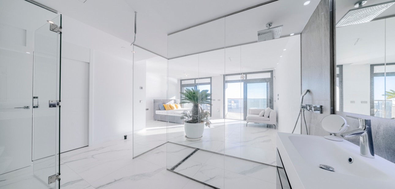 Venta - Apartamento / piso -
Benidorm - Playa de Poniente