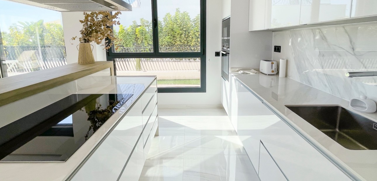 Venta - Apartamento / piso -
Villajoyosa - Playas del Torres