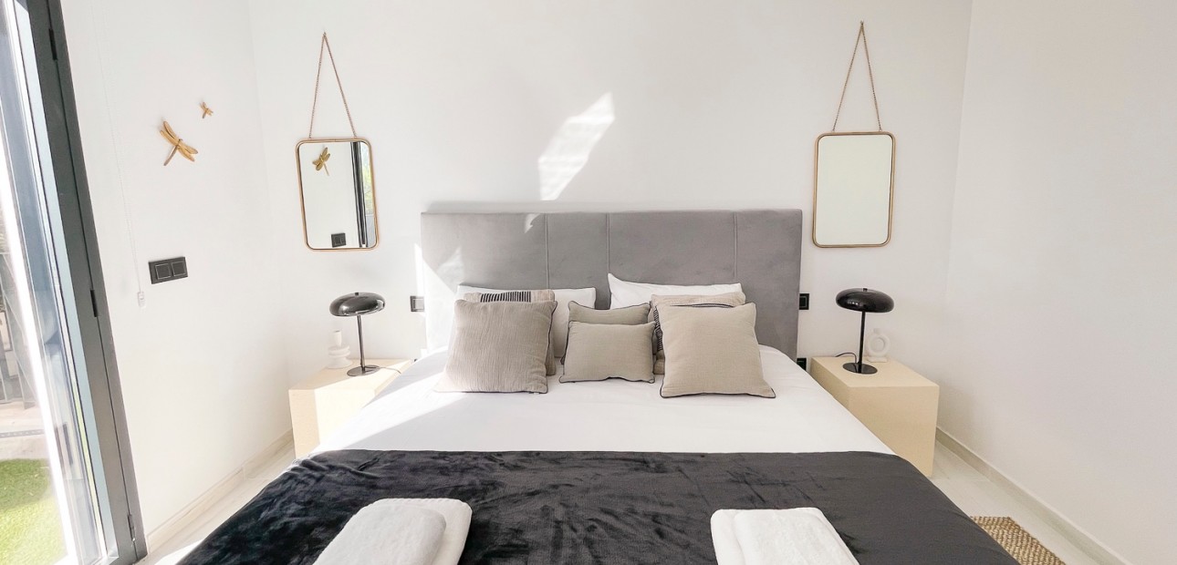 Venta - Apartamento / piso -
Villajoyosa - Playas del Torres