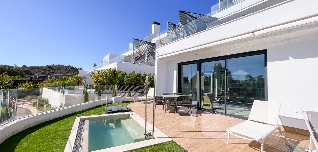 Venta - Apartamento / piso -
Villajoyosa - Playas del Torres
