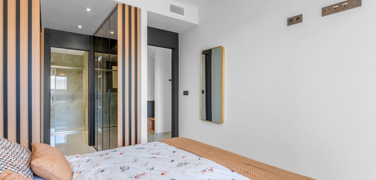 Venta - Apartamento / piso -
Orihuela Costa - Playa Flamenca