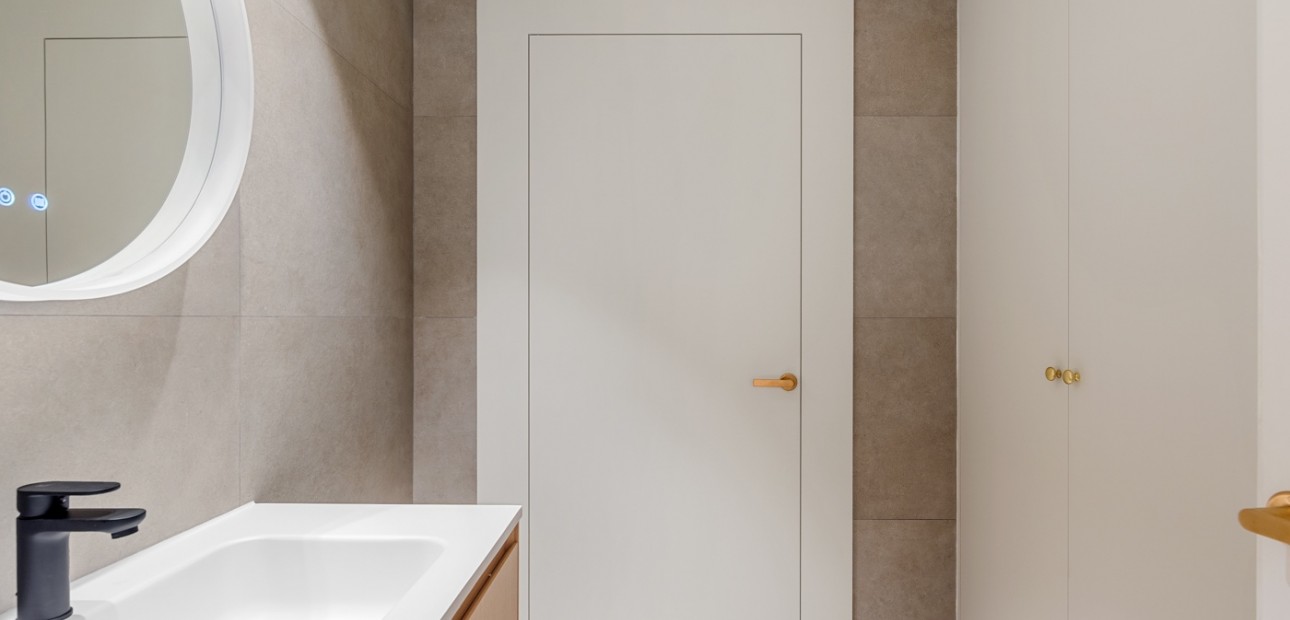 Venta - Apartamento / piso -
Alicante - La Albufereta