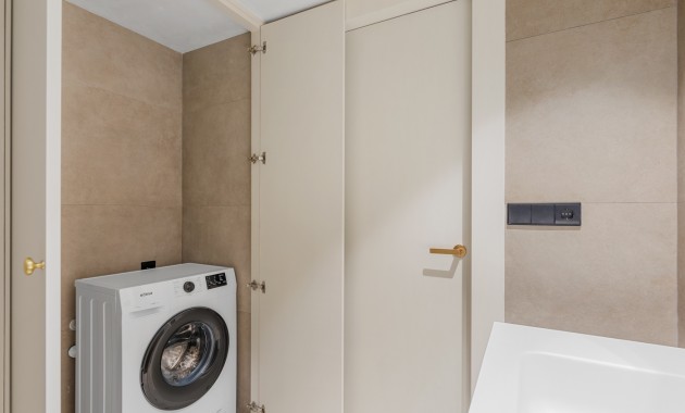 Venta - Apartamento / piso -
Alicante - La Albufereta