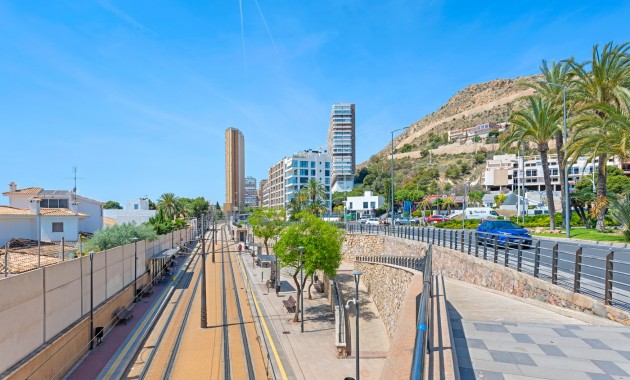 Venta - Apartamento / piso -
Alicante - La Albufereta