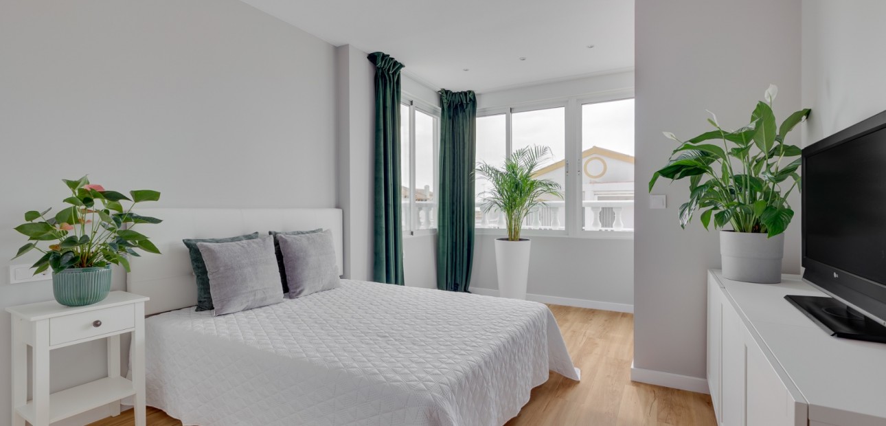 Venta - Adosado -
Orihuela Costa - Punta Prima