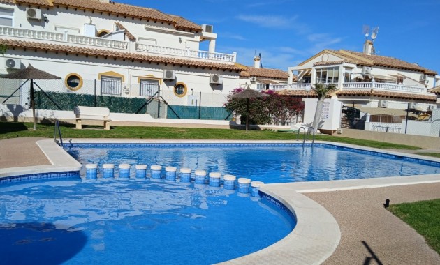 Venta - Adosado -
Orihuela Costa - Punta Prima