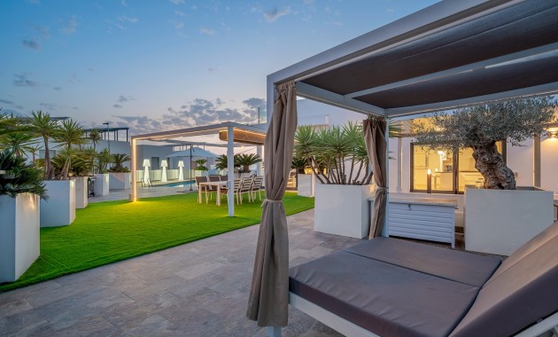 Venta - Detached Villa -
Orihuela Costa - Villamartin