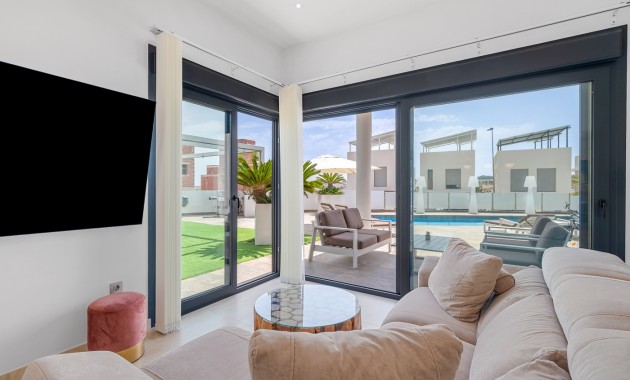 Venta - Detached Villa -
Orihuela Costa - Villamartin