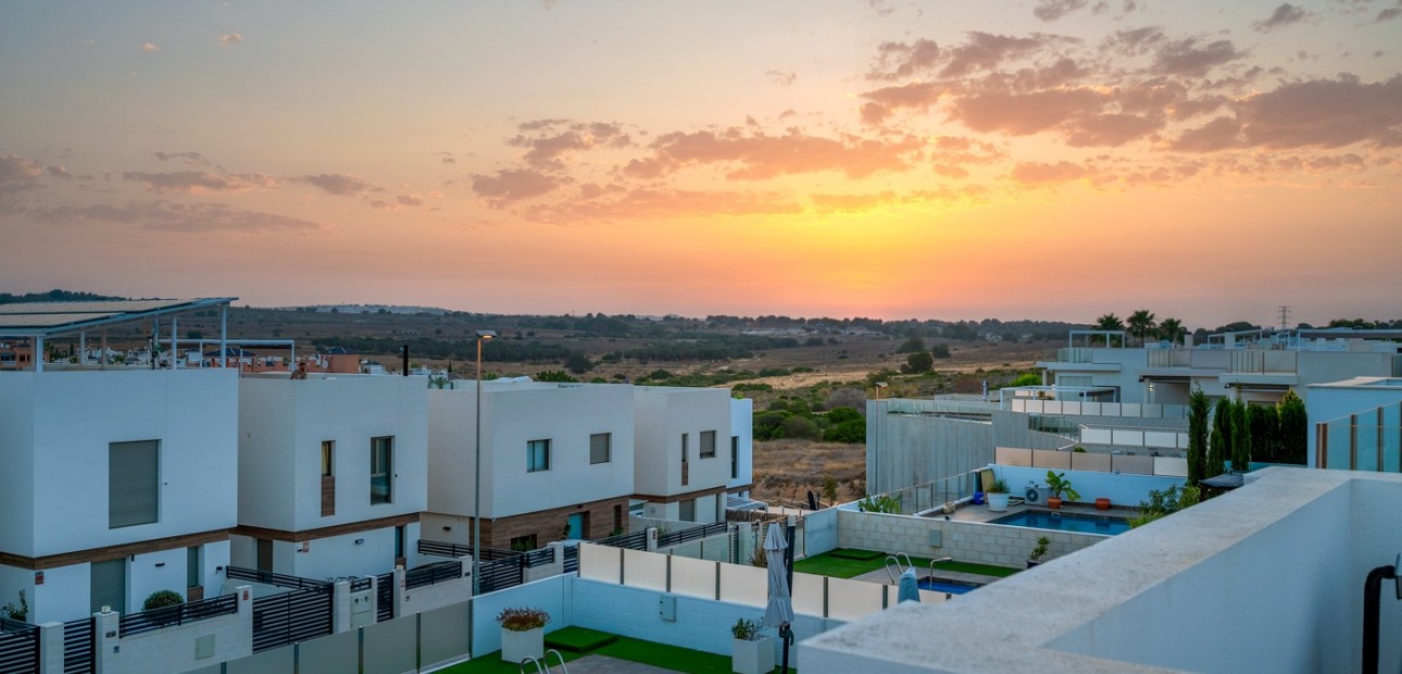 Venta - Detached Villa -
Orihuela Costa - Villamartin