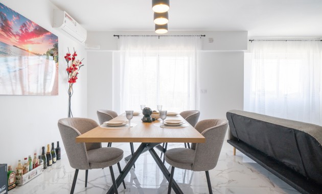 Venta - Apartamento / piso -
Torrevieja - Rocio del Mar