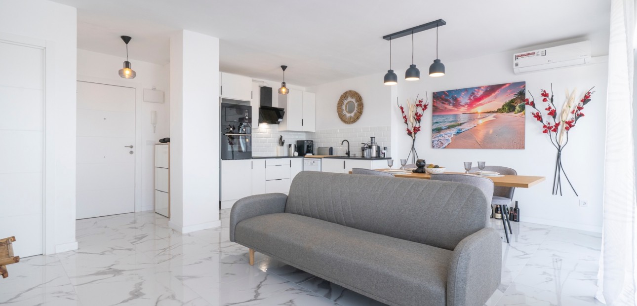 Venta - Apartamento / piso -
Torrevieja - Rocio del Mar