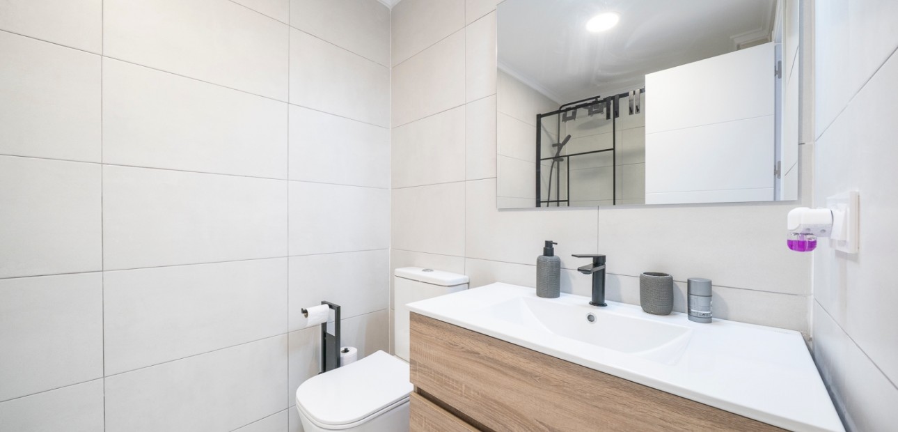 Venta - Apartamento / piso -
Torrevieja - Rocio del Mar
