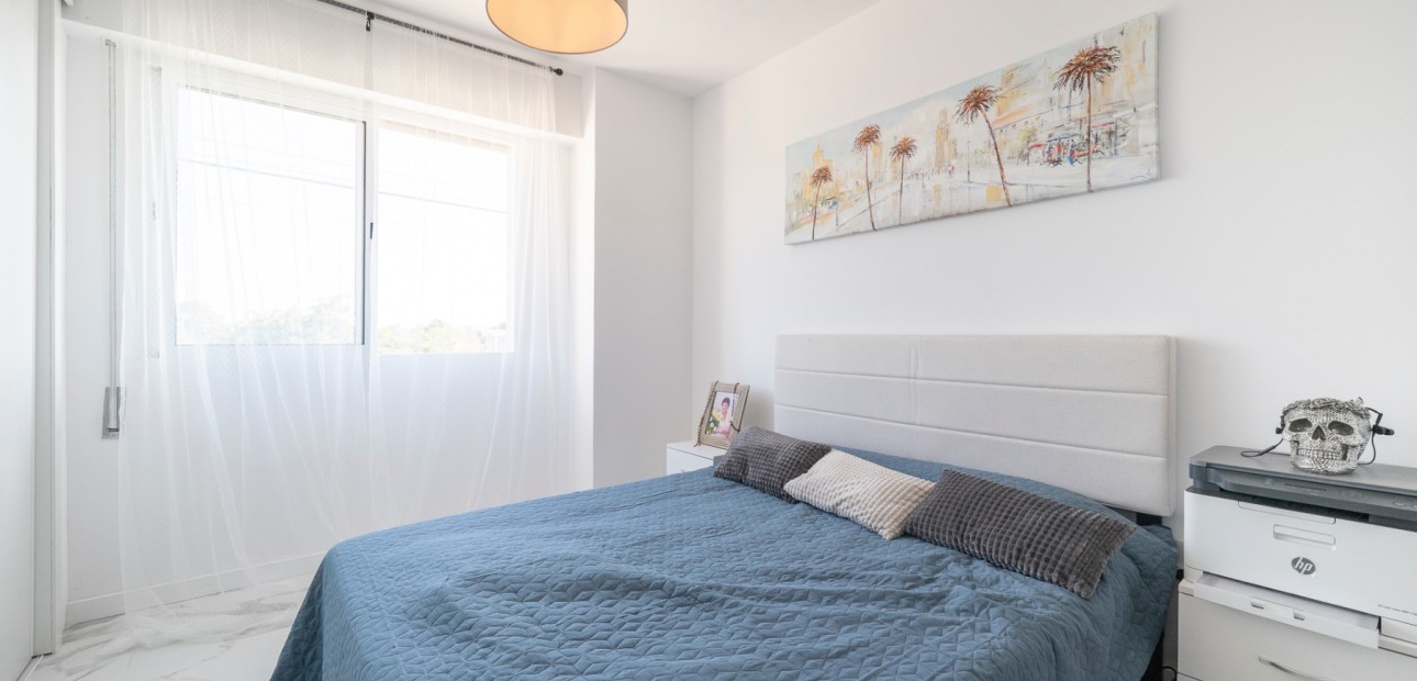 Venta - Apartamento / piso -
Torrevieja - Rocio del Mar