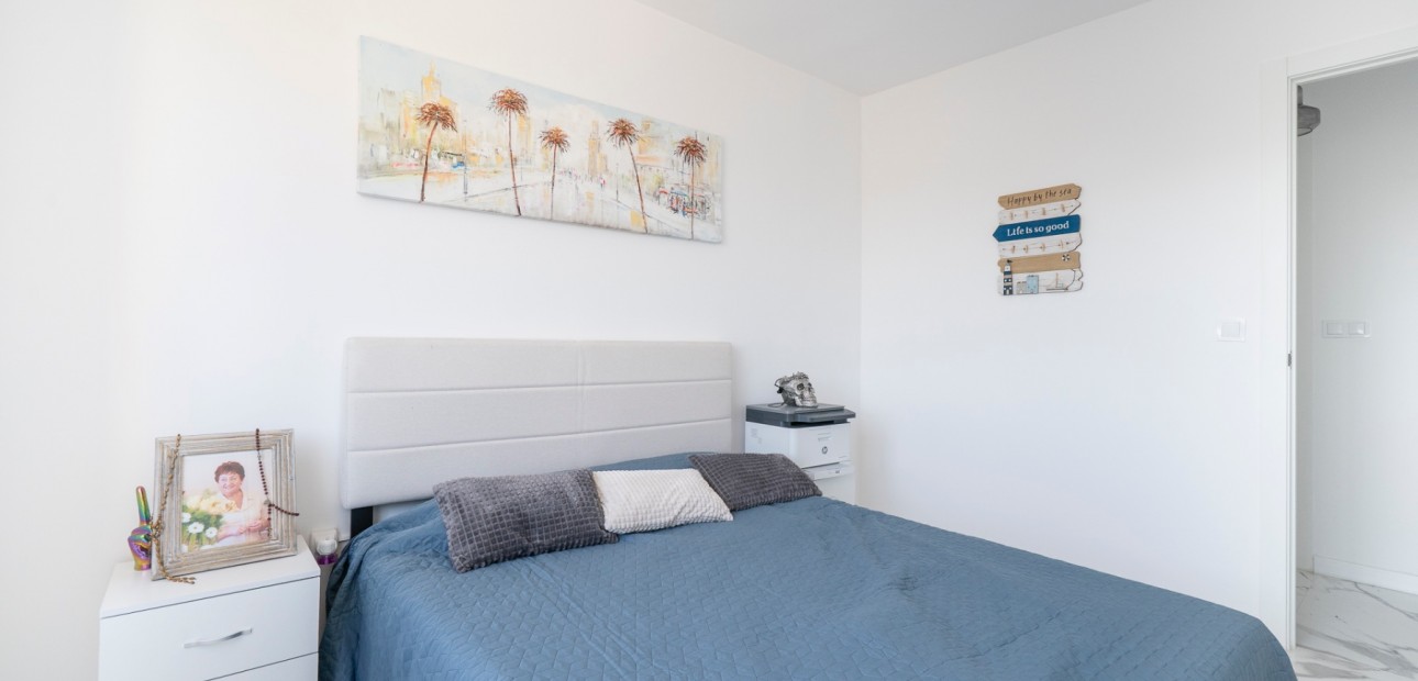 Venta - Apartamento / piso -
Torrevieja - Rocio del Mar