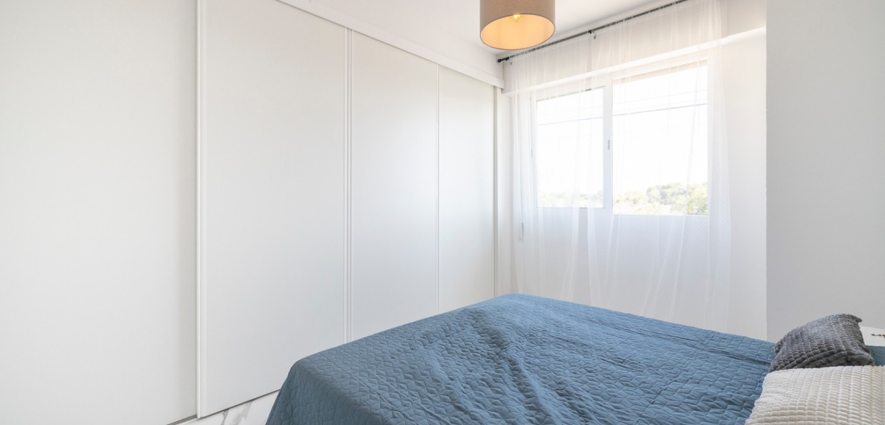 Venta - Apartamento / piso -
Torrevieja - Rocio del Mar