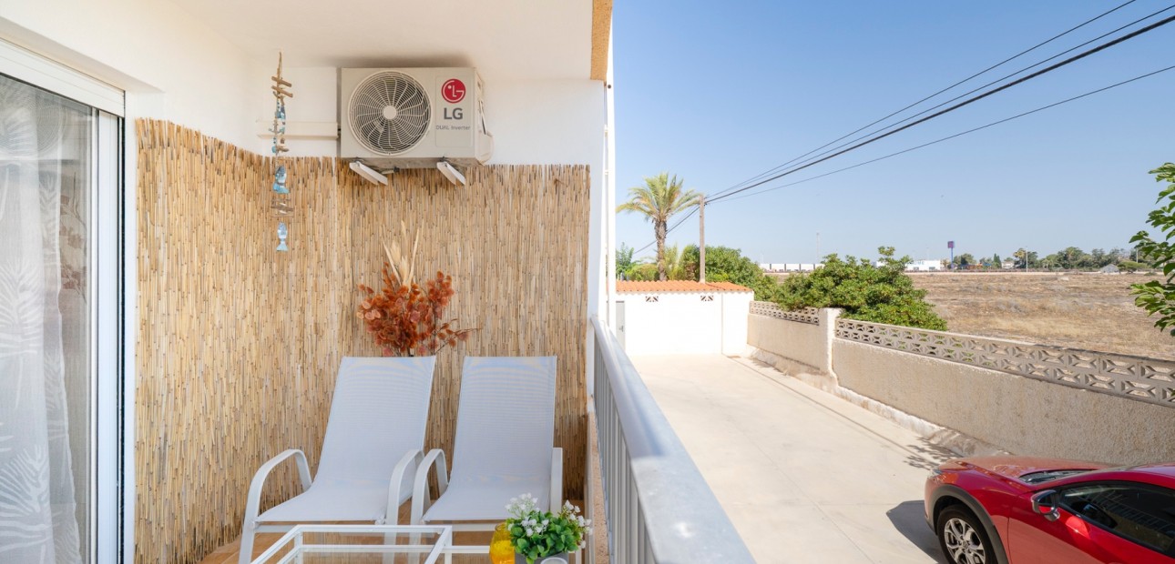 Venta - Apartamento / piso -
Torrevieja - Rocio del Mar