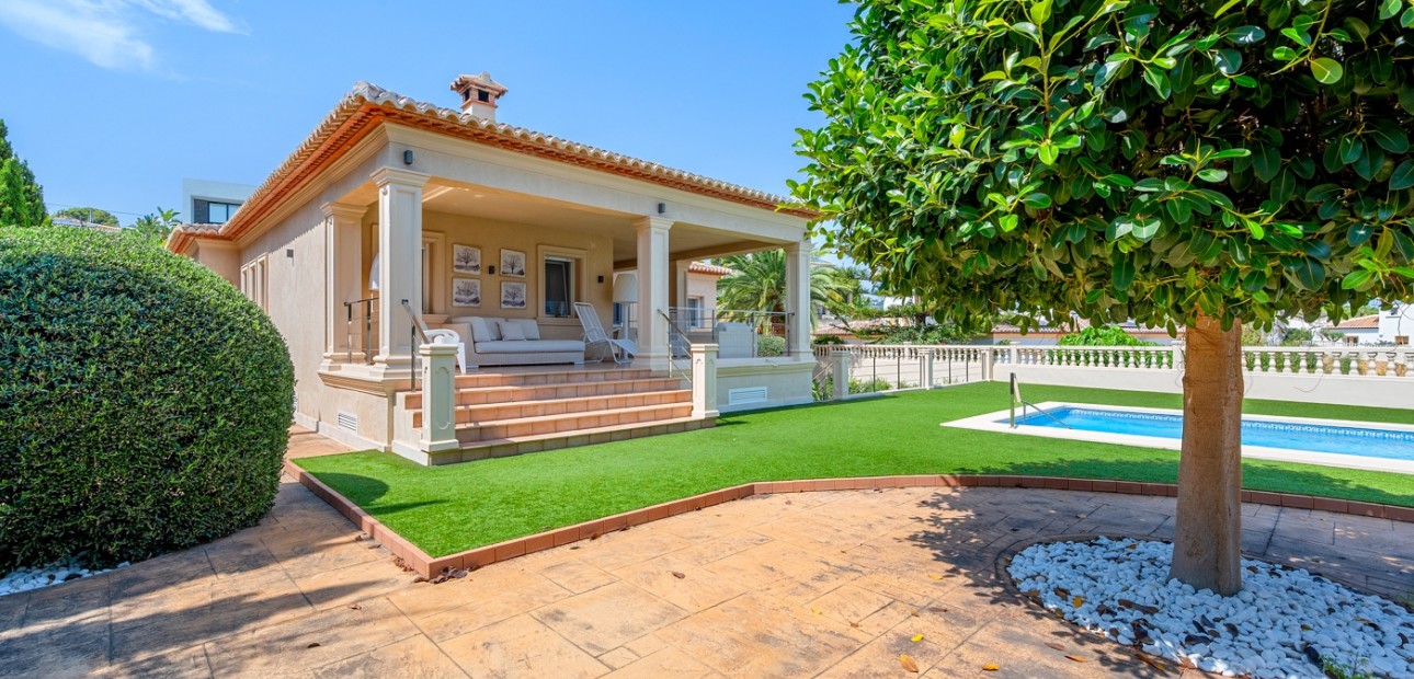 Venta - Detached Villa -
Benissa - Carrio