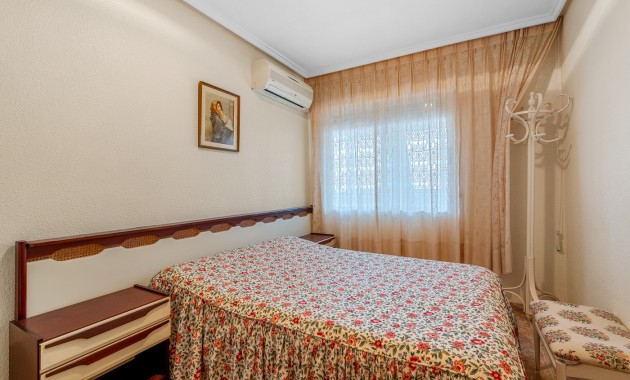 Venta - Apartamento / piso -
Torrevieja - Playa Del Cura