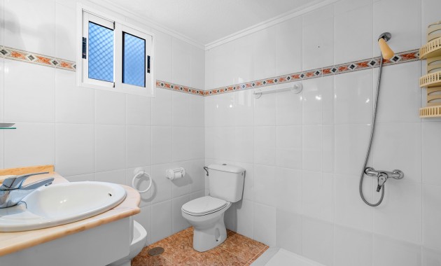 Venta - Apartamento / piso -
Torrevieja - Playa Del Cura