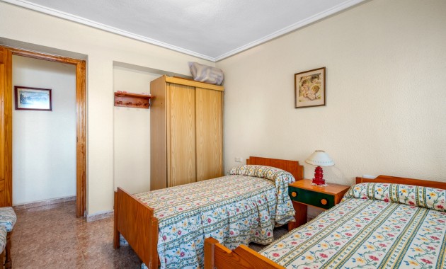 Venta - Apartamento / piso -
Torrevieja - Playa Del Cura