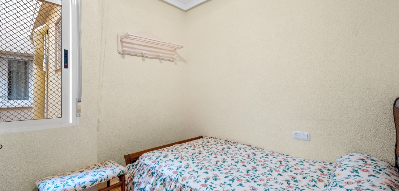 Venta - Apartamento / piso -
Torrevieja - Playa Del Cura