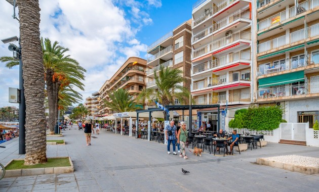 Venta - Apartamento / piso -
Torrevieja - Playa Del Cura
