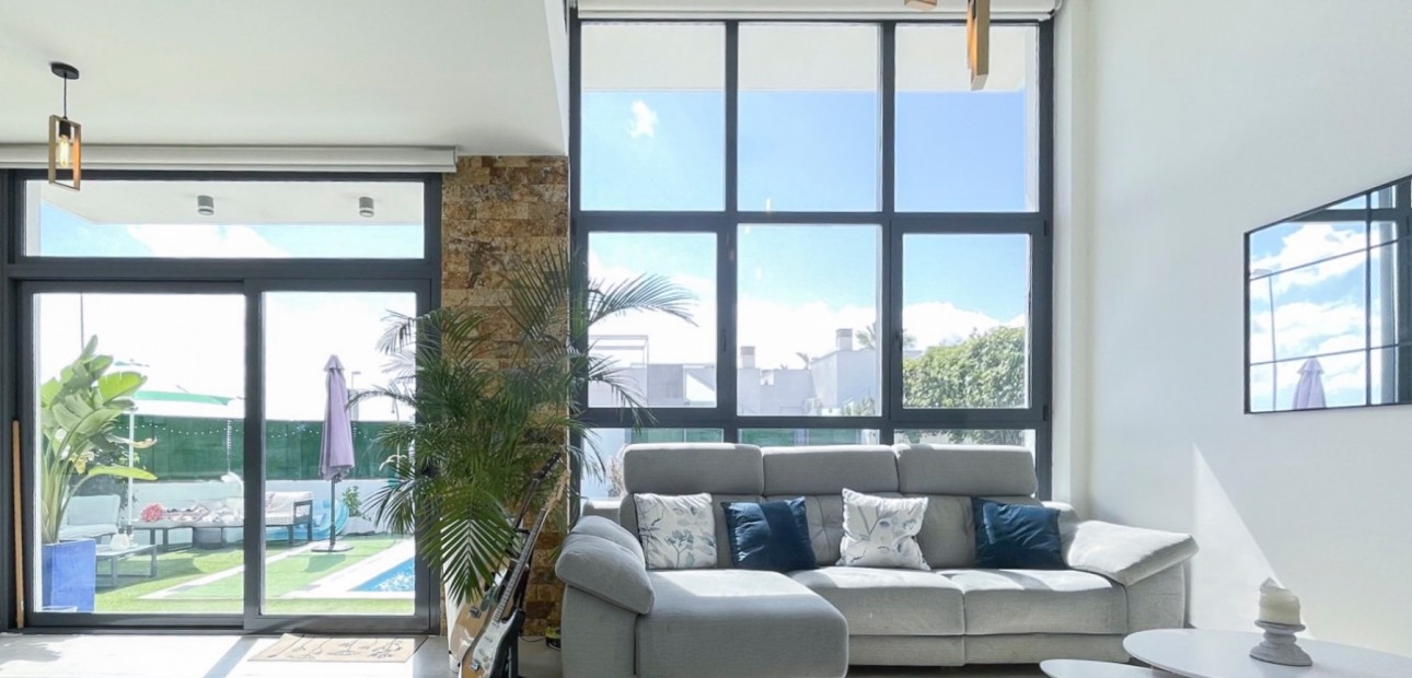 Venta - Detached Villa -
Ciudad Quesada - La Laguna