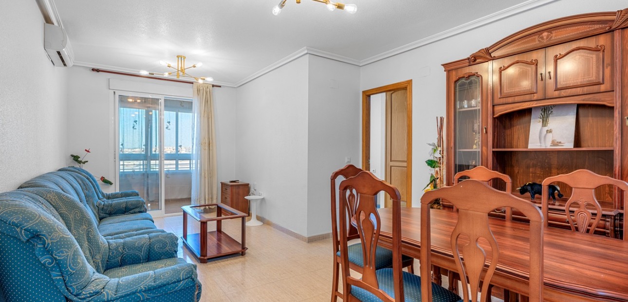 Venta - Apartamento / piso -
Torrevieja - Torrevieja - Centre