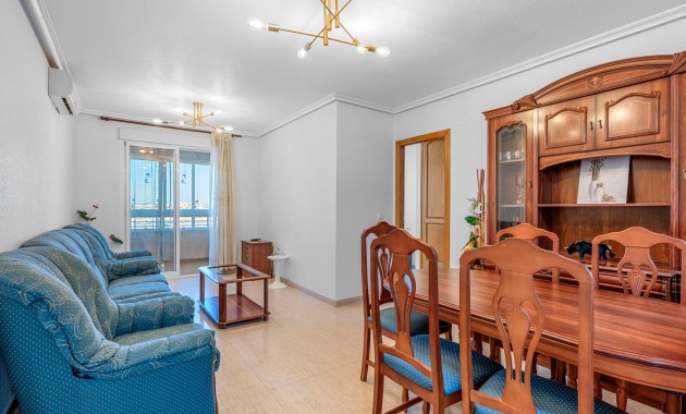 Venta - Apartamento / piso -
Torrevieja - Torrevieja - Centre