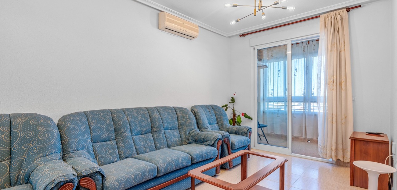 Venta - Apartamento / piso -
Torrevieja - Torrevieja - Centre