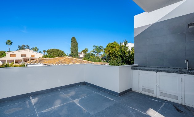 Venta - Detached Villa -
Orihuela Costa - Dehesa de Campoamor