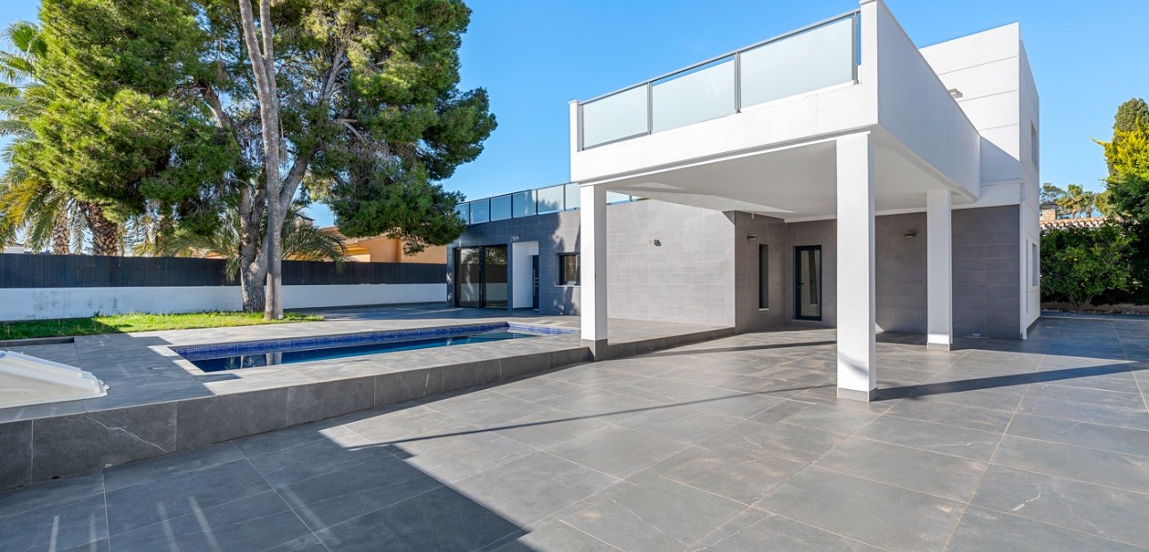 Venta - Detached Villa -
Orihuela Costa - Dehesa de Campoamor