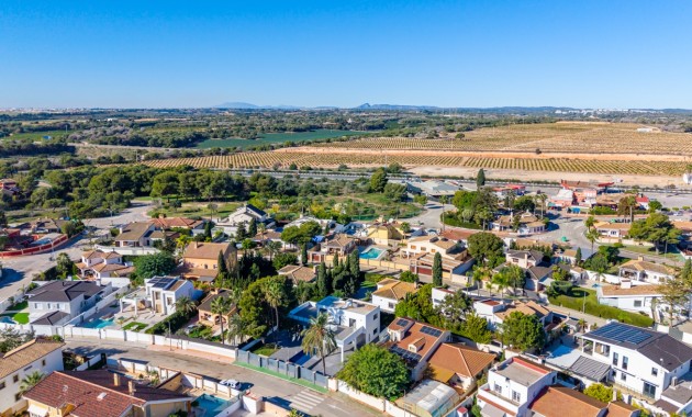 Venta - Detached Villa -
Orihuela Costa - Dehesa de Campoamor