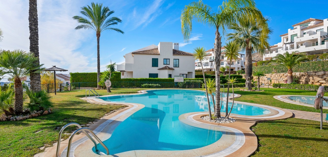 Venta - Apartamento / piso -
Finestrat - Sierra Cortina - Golf Bahia