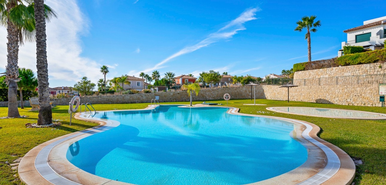 Venta - Apartamento / piso -
Finestrat - Sierra Cortina - Golf Bahia