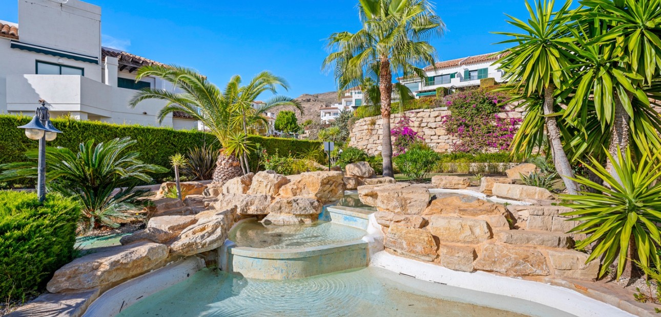 Venta - Apartamento / piso -
Finestrat - Sierra Cortina - Golf Bahia