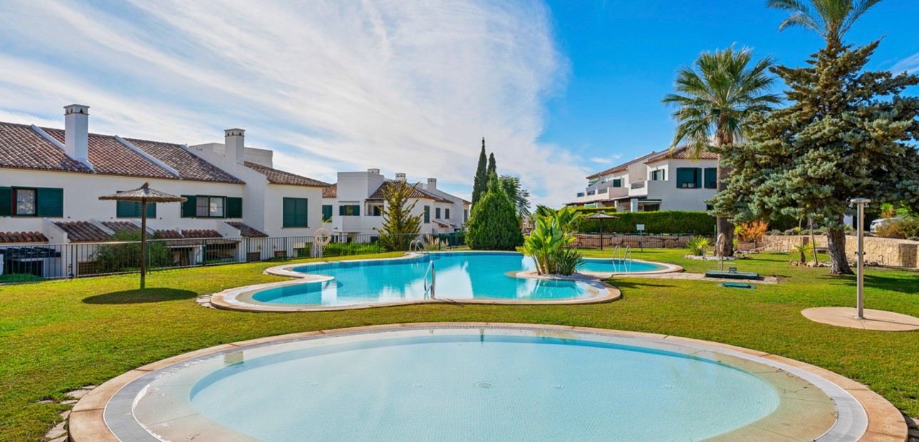 Venta - Apartamento / piso -
Finestrat - Sierra Cortina - Golf Bahia