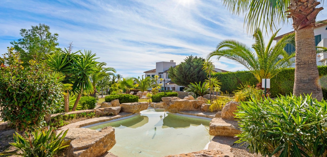 Venta - Apartamento / piso -
Finestrat - Sierra Cortina - Golf Bahia