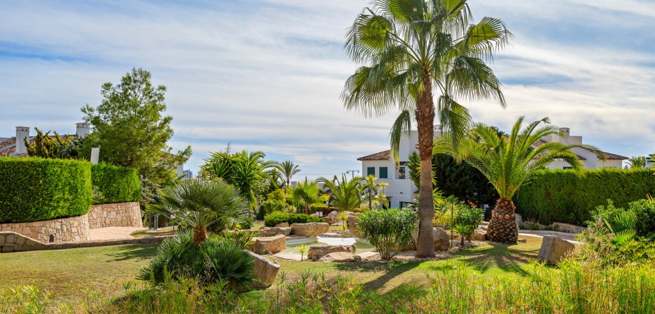 Venta - Apartamento / piso -
Finestrat - Sierra Cortina - Golf Bahia