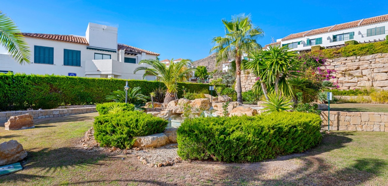 Venta - Apartamento / piso -
Finestrat - Sierra Cortina - Golf Bahia