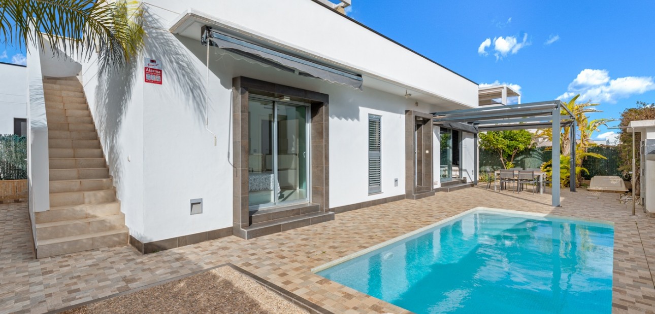 Venta - Detached Villa -
Ciudad Quesada - La Laguna