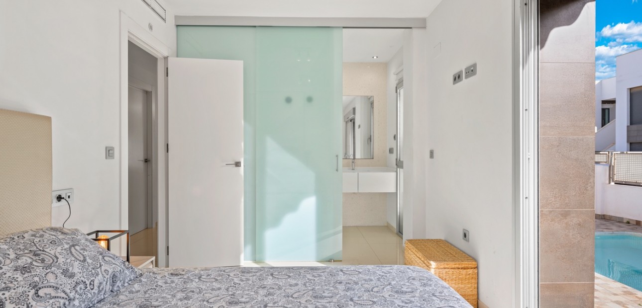 Venta - Detached Villa -
Ciudad Quesada - La Laguna