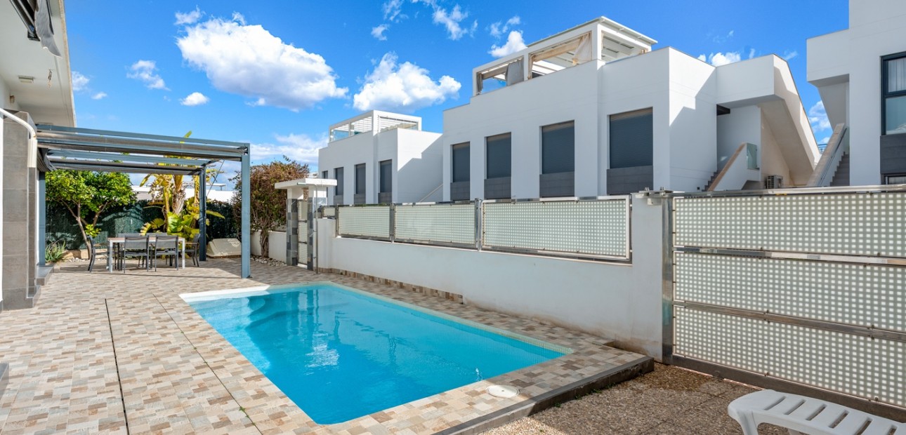 Venta - Detached Villa -
Ciudad Quesada - La Laguna