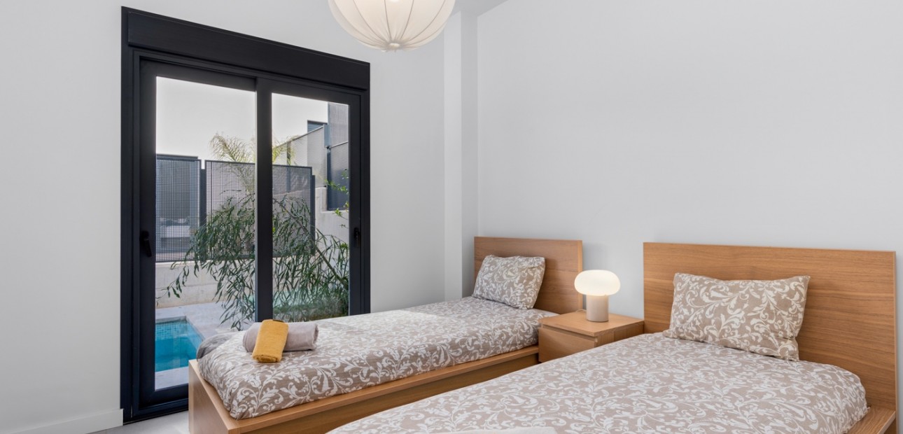 Venta - Semi Detached Villa -
La Marina - La Marina - Urbanization
