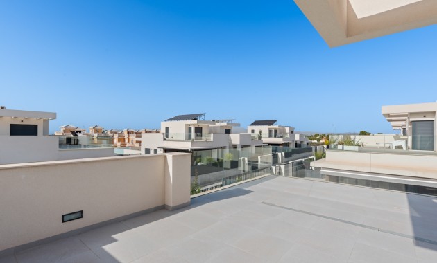 Venta - Semi Detached Villa -
La Marina - La Marina - Urbanization