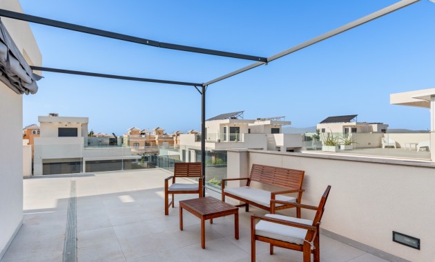 Venta - Semi Detached Villa -
La Marina - La Marina - Urbanization