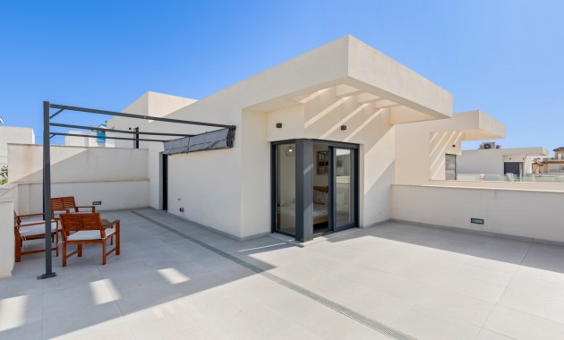 Venta - Semi Detached Villa -
La Marina - La Marina - Urbanization