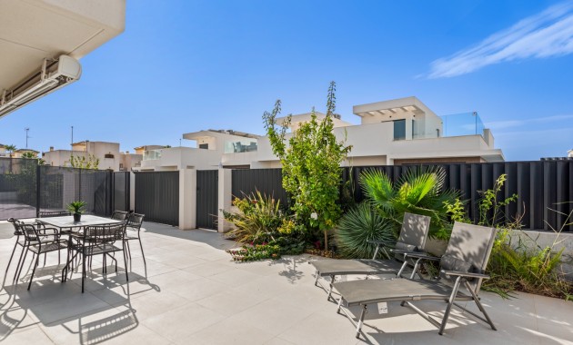 Venta - Semi Detached Villa -
La Marina - La Marina - Urbanization