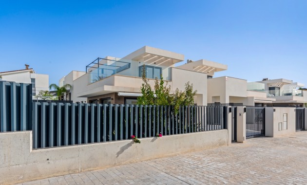 Venta - Semi Detached Villa -
La Marina - La Marina - Urbanization