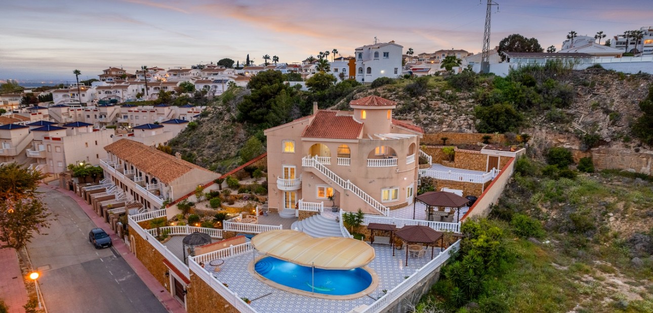 Venta - Detached Villa -
Ciudad Quesada - La Marquesa